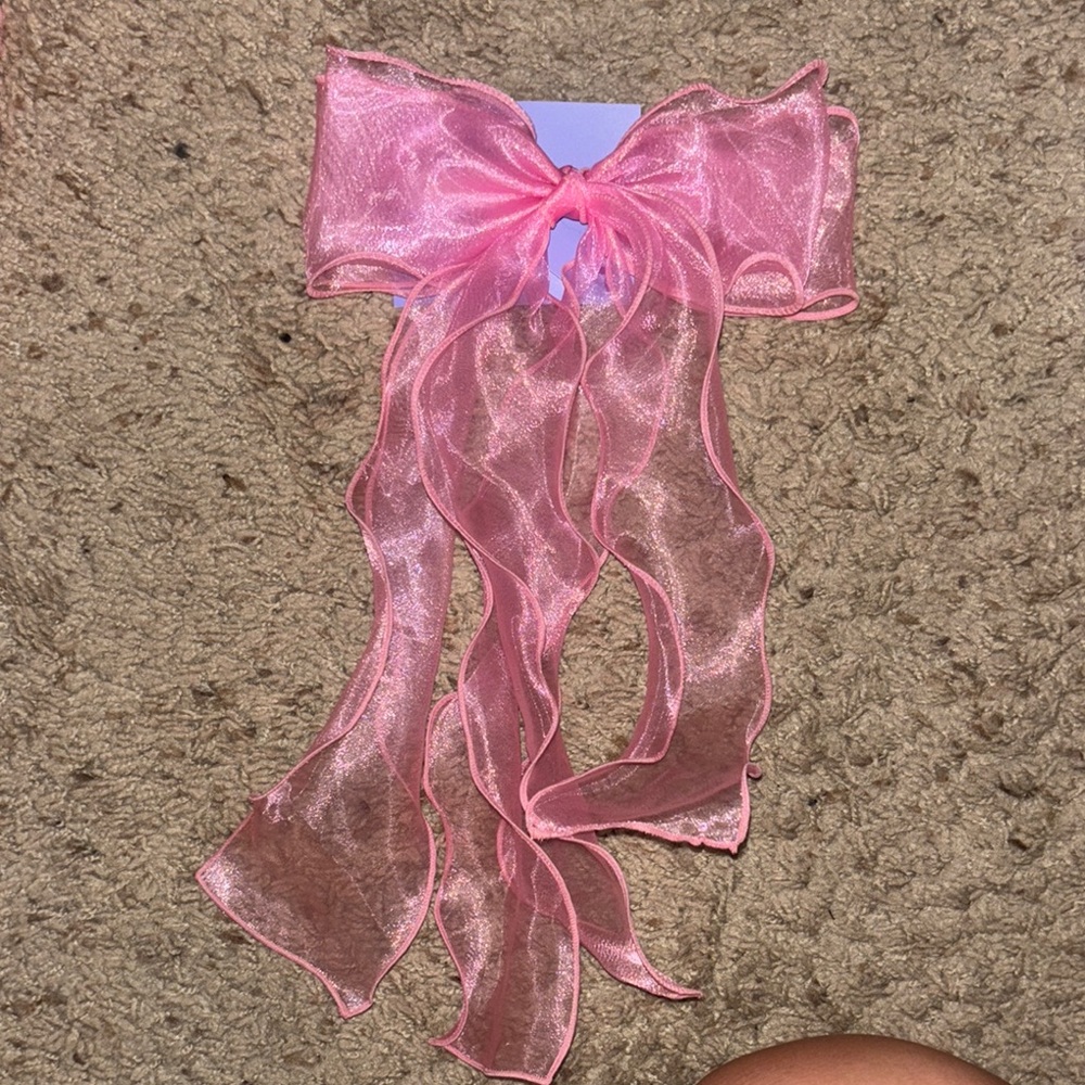 Pink bow